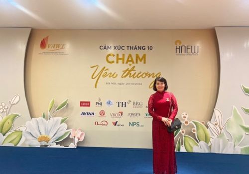 Doanh nhân Vũ Kim Sa – Giám đốc Công ty CP Thương mại Hà My: “Đam mê cho ta sức mạnh vươn tới thành công!”